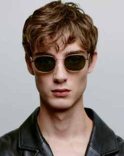 aurinkolasit, HELLO><noscript><img width=