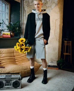 miesten shortsit, SWEATSHORTS Vaaleanharmaa><noscript><img width=