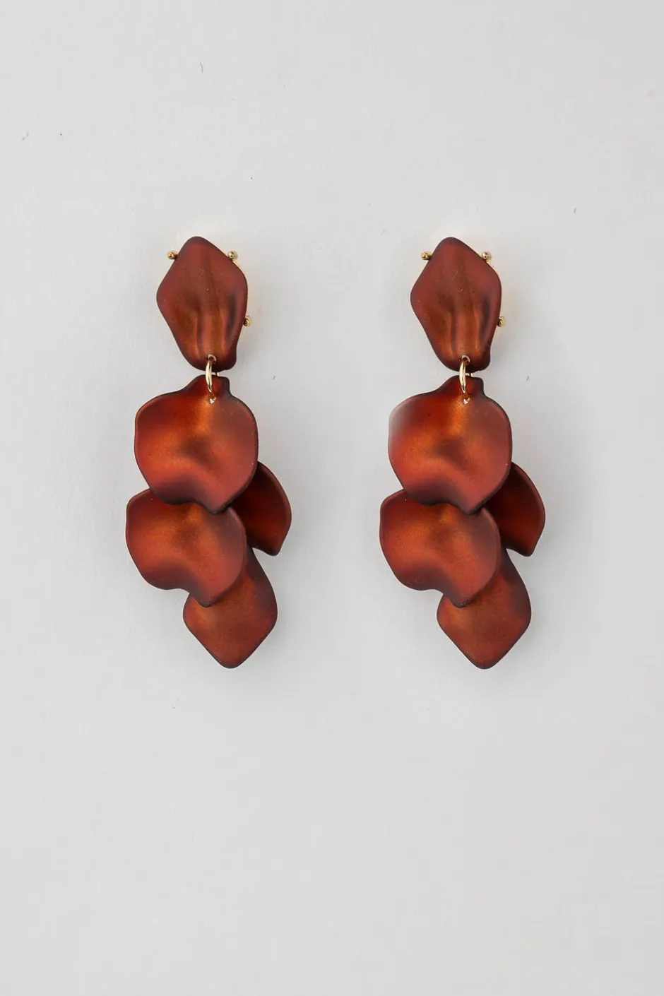 korvakorut LEAF EARRING PEARL,>Bow 19 Clearance