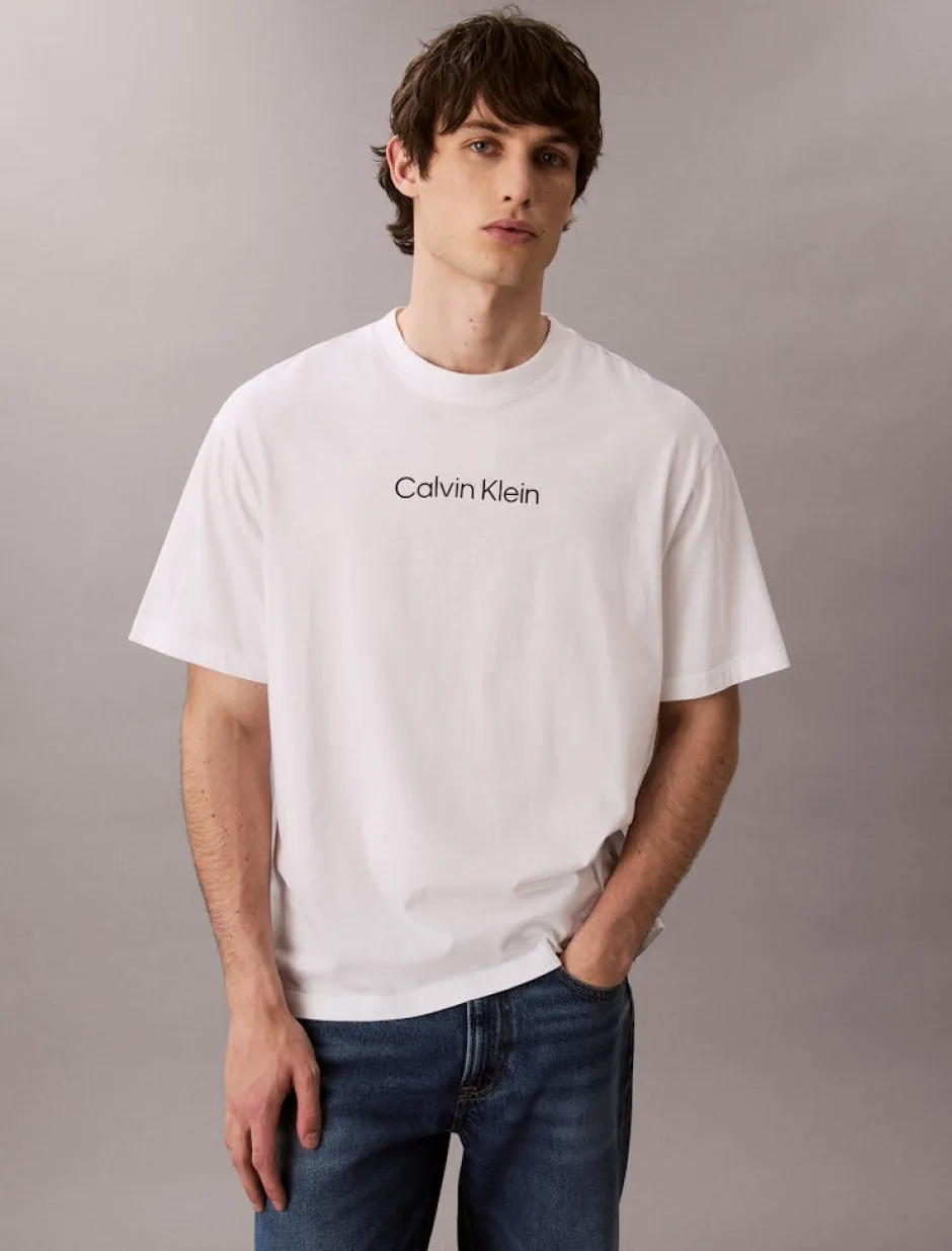 Calvin Klein Jeans miesten t-paita, SS STANDARD LOGO 30S CREWNK TEE>Calvin Klein Menswear New