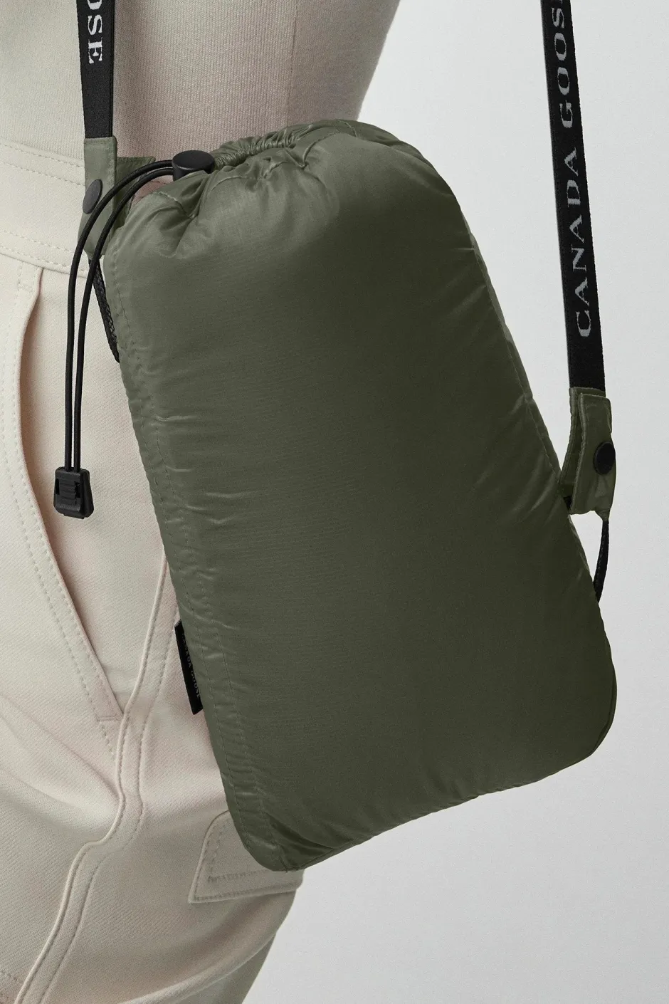 Naisten Kevytuntuvatakki, CYPRESS HOODY>Canada Goose Hot