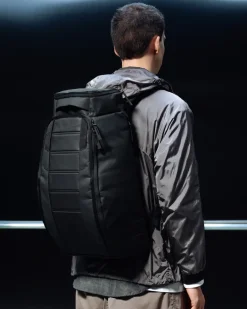 Unisex Reppu, HUGGER BACKPACK 30L NOS Armeijanvihreä><noscript><img width=