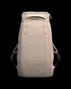 Unisex Reppu, HUGGER BACKPACK 25L NOS><noscript><img width=