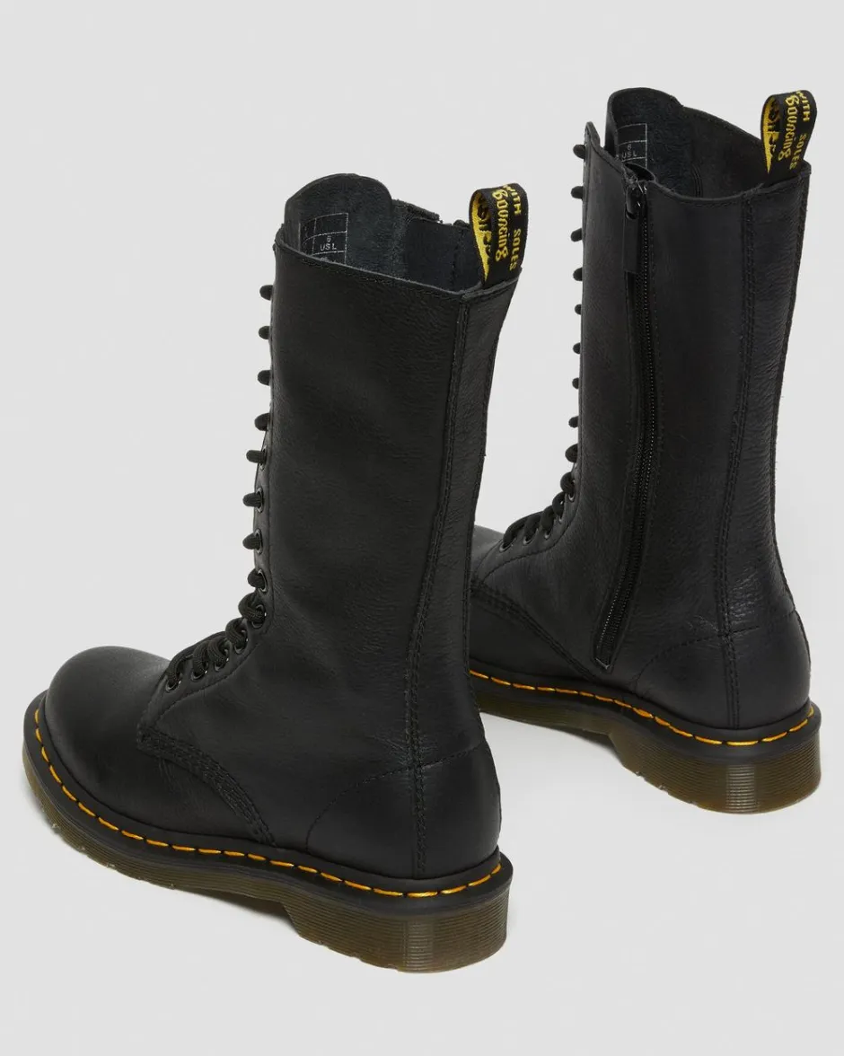 Naisten Kengät, Virginia 1B99>Dr. Martens Clearance