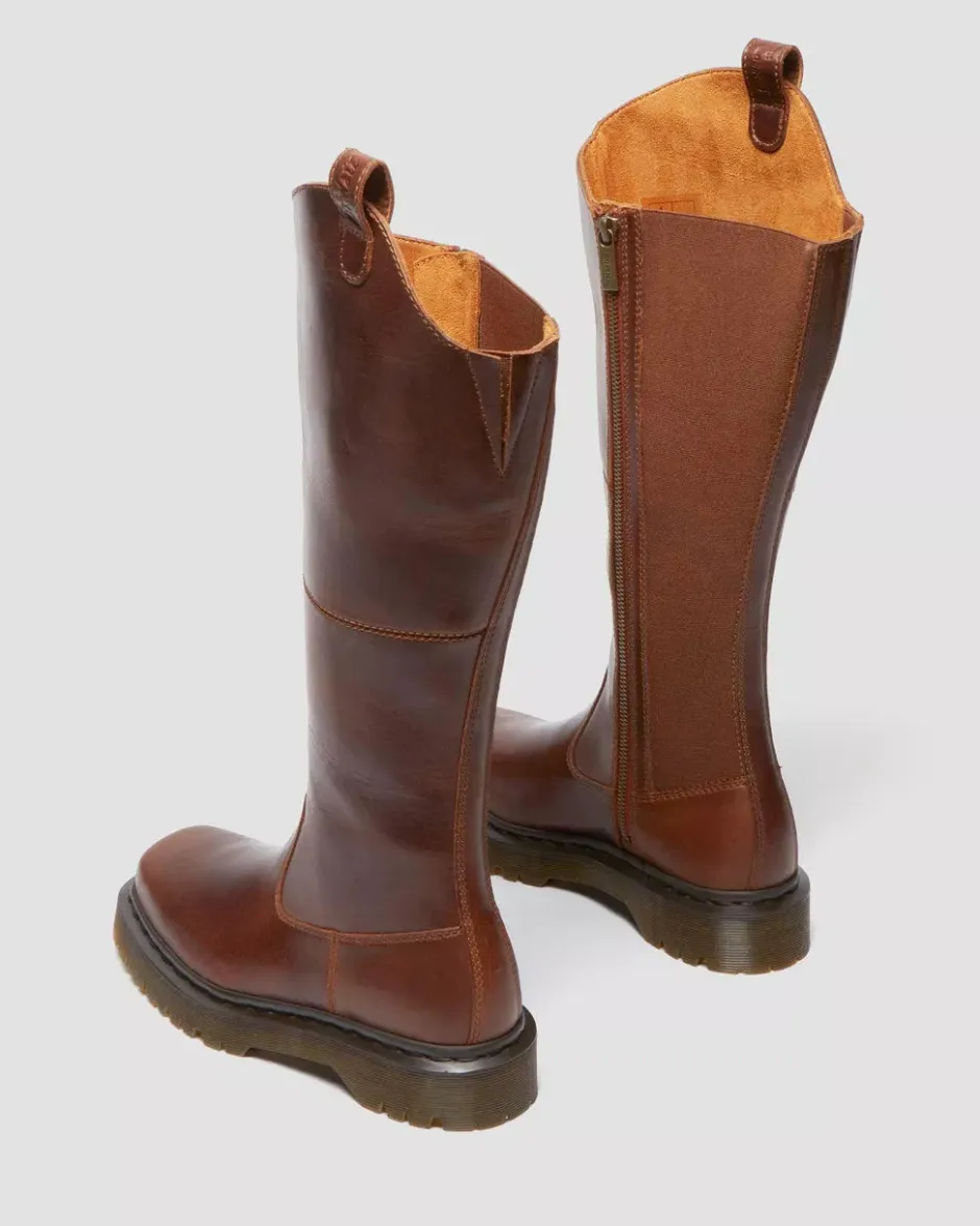 naisten kengät Amaayah Hi,>Dr. Martens Sale