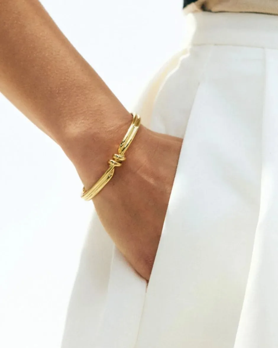 rannekoru Swivel Bangle, Gold pleated>Edblad New