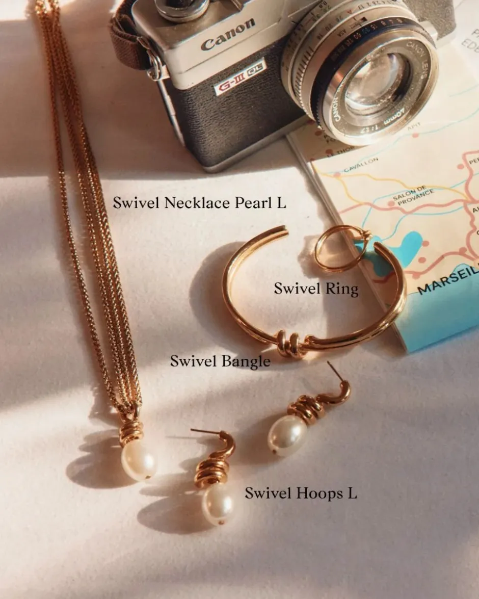 rannekoru Swivel Bangle, Gold pleated>Edblad New