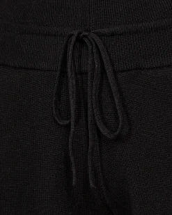 Ani Pant,><noscript><img width=