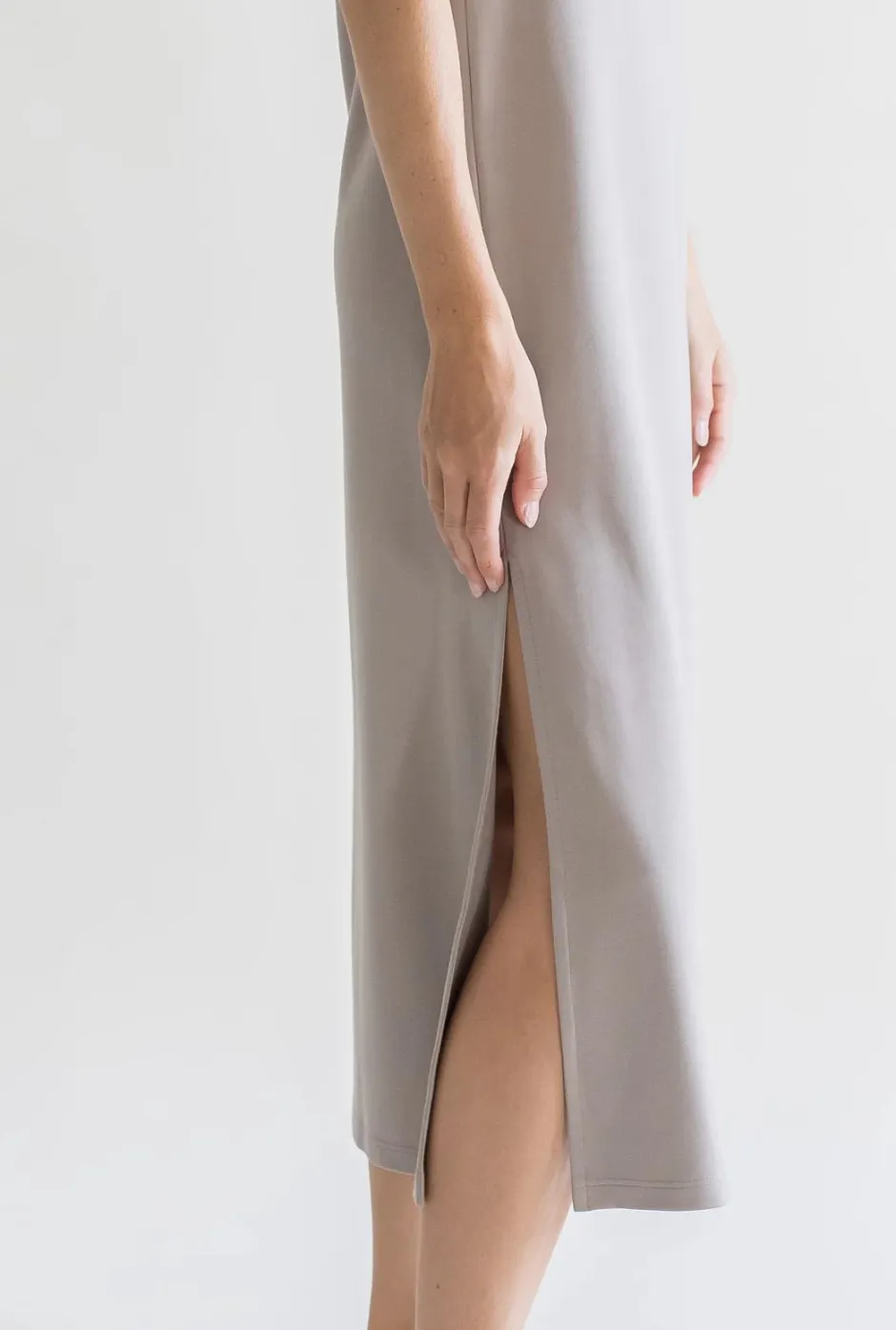 helsinki naisten mekko, LINDA DRESS TAUPE>Gauhar Clearance