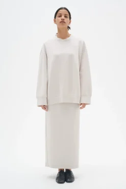 Naisten Väljä Collegepaita, AIDA SWEATSHIRT Luonnonvalkoinen><noscript><img width=