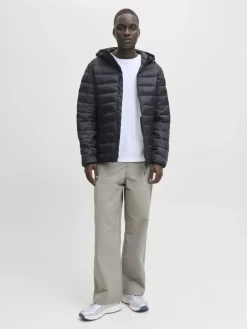 miesten takki JJEBRADLEY LIGHT PUFFER HOOD NOOS, musta><noscript><img width=