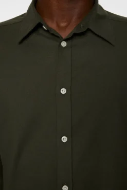 Miesten Flanellipaita, LIGHT FLANNEL SLIM SHIRT Armeijanvihreä><noscript><img width=