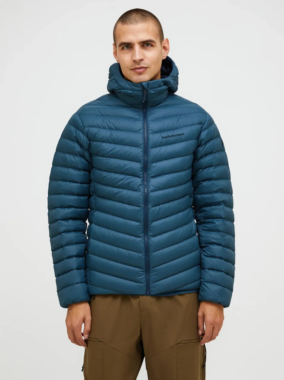 K M FROST DOWN HOOD JACKET>Peak Performance Clearance