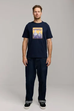 Makia Kummeli A-Ryhmä T-shirt,><noscript><img width=