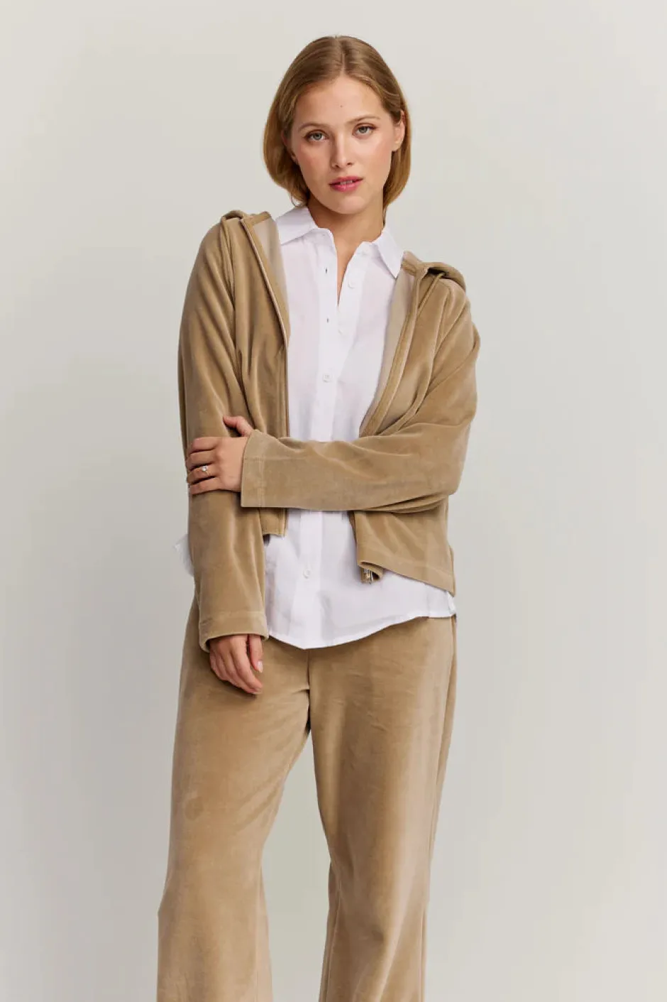 naisten huppari Anne Zip Hoodie,>Makia Discount