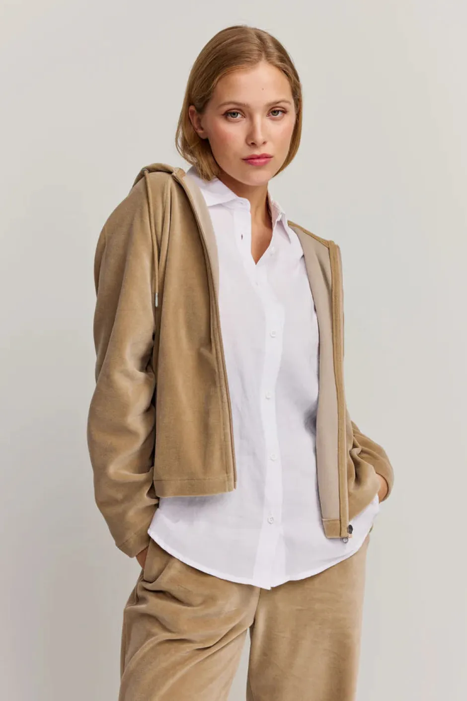 naisten huppari Anne Zip Hoodie,>Makia Discount