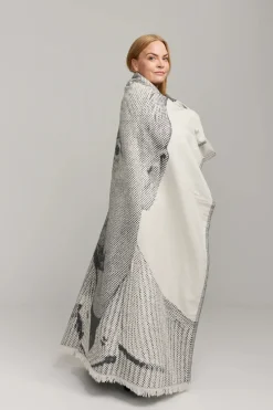 Makia Tonni Blanket,><noscript><img width=