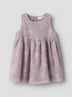 mekko, Spencer><noscript><img width=