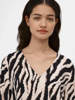 naisten pusero, OBJJACIRA L/S V-NECK TOP Beige Kuosi><noscript><img width=