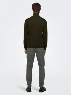 Miesten Pooloneule, Wyler Life Roll Neck Nos Armeijanvihreä>Only and Sons Outlet