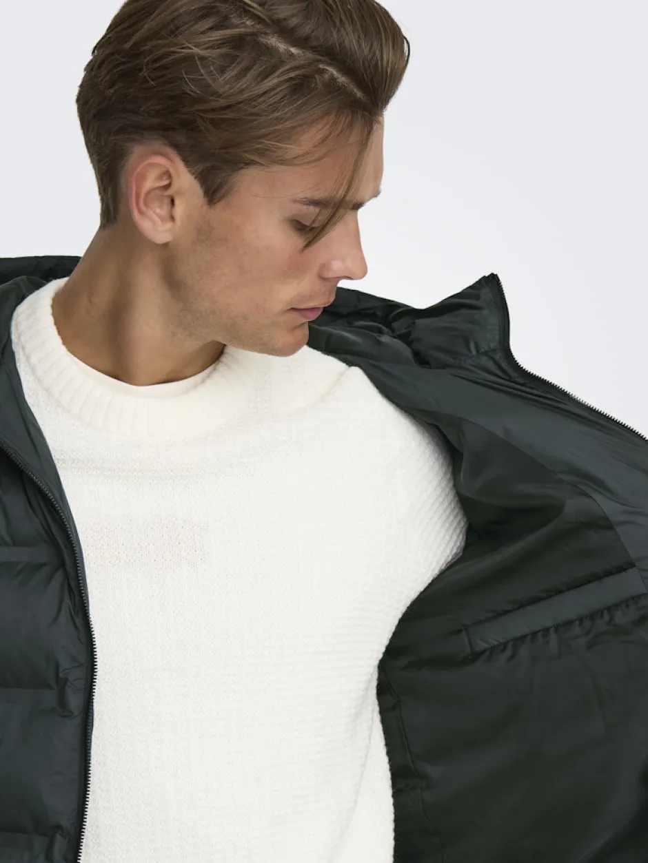 miesten takki K UNION SEAMLES LIFE HOOD PUFFER JACKET, musta>Only and Sons Sale