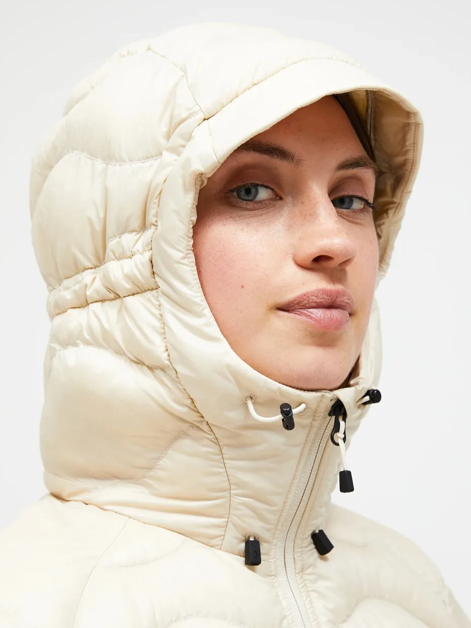 naisten kevytuntivatakki W Helium Down Hood Jacket,>Peak Performance New