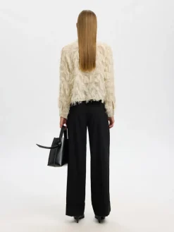 naisten paitapusero SLFMYLINE LS FLUFFY CROPPED SHIRT B,>Selected Femme Online