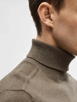 Miesten Pooloneule Berg Roll Neck NOOS, Teak Melange><noscript><img width=