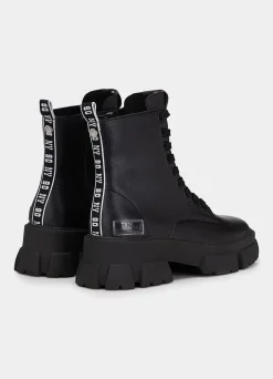 Naisten Kengät, TANKER BOOT>Steve Madden Clearance