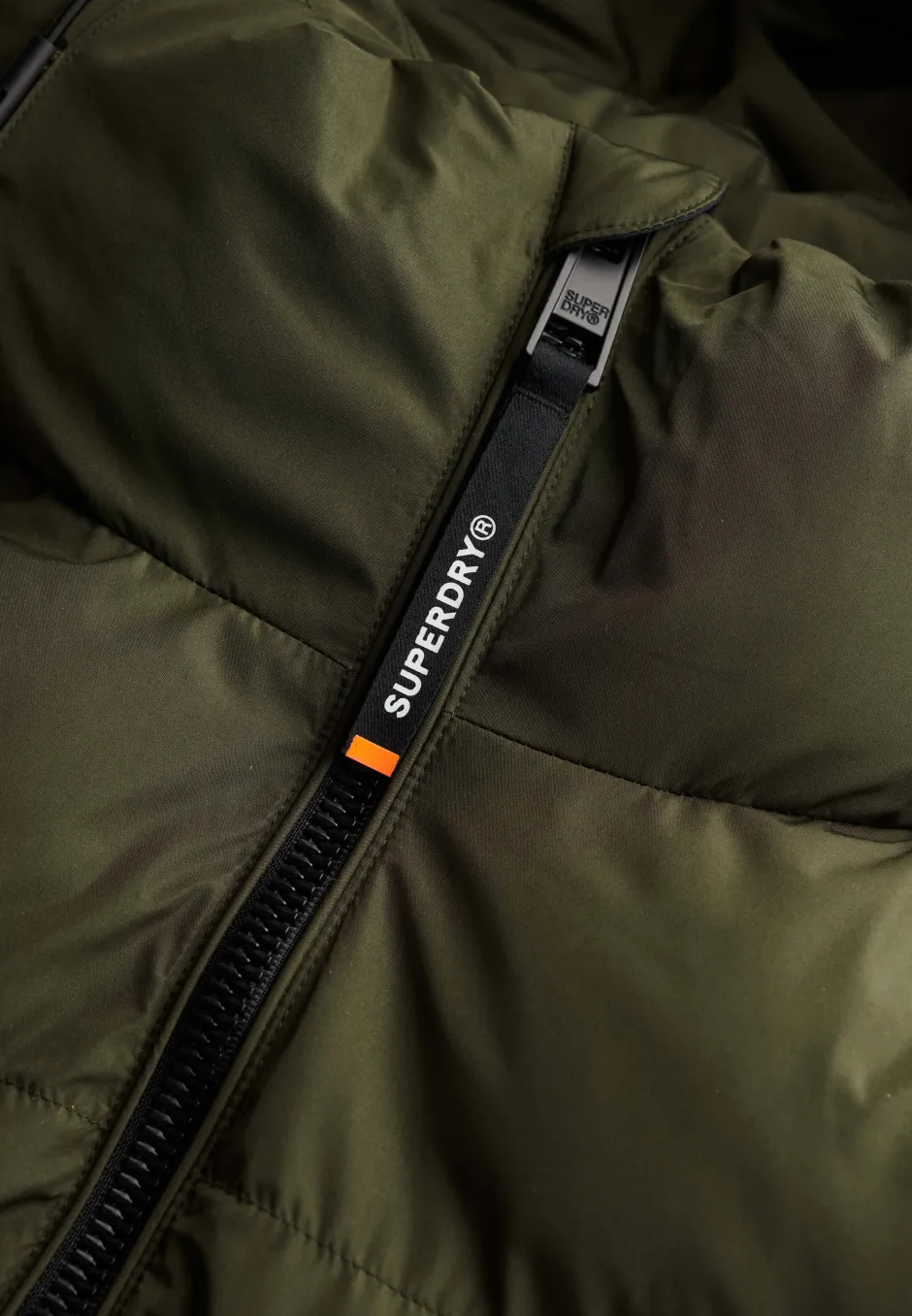 Miesten Talvitakki, Hooded Sports Puffer Jacket>Superdry Clearance