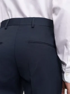 suorat housut, TENUTAS><noscript><img width=