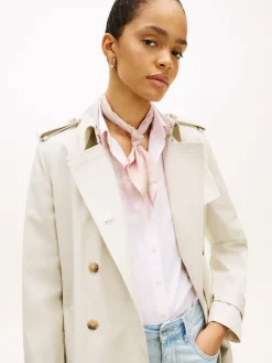 naisten huivi TH Elevated Chic Silk Square,>Tommy Hilfiger