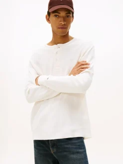 miesten paita, TJM SLIM WAFFLE SCRIPT HENLEY>Tommy Jeans