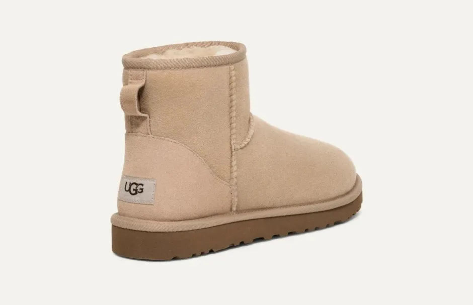 Naisten Kengät, W CLASSIC MINI II>UGG Hot